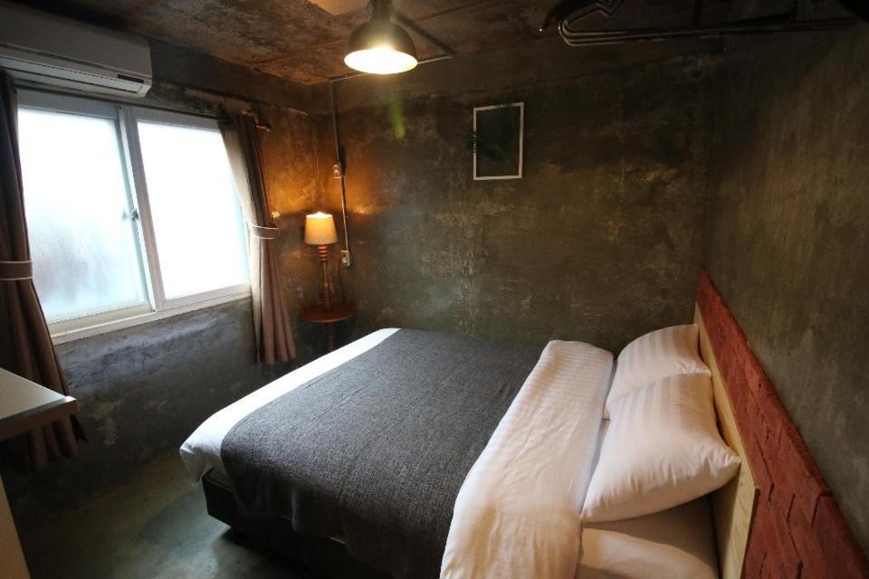Hongdae Rooftop Garden Apartment *